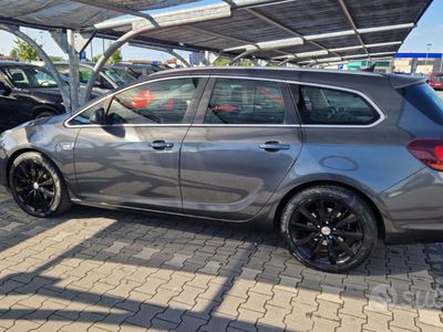 Usata Opel Astra 2011 Grigio Station wagon