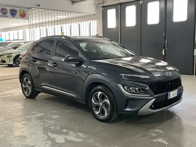 Usata Hyundai Kona 105 CV (77 kW) 2022 002grigio scuro met. SUV