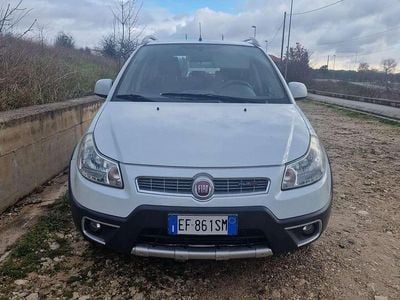 Usata Fiat Sedici Dynamic 135 CV (99 kW) 2011 Bianco SUV
