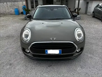 Begagnad Mini Cooper D Clubman Business 150 HK (110 kW) 2017 Grå Kombi
