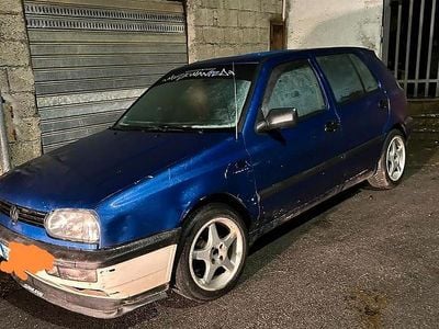 Usata VW Golf III 200 CV (147 kW) 1991 Blu Utilitaria