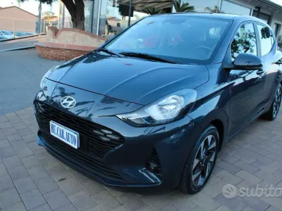 Usata Hyundai i10 67 CV (49 kW) 2023 Grigio Utilitaria