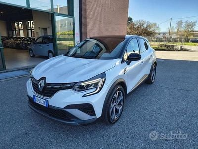 Usata Renault Captur RS Line 145 CV (106 kW) 2022 Bianco SUV