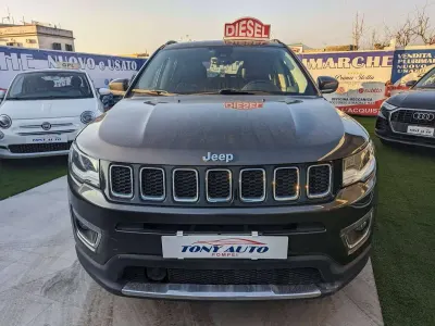 Usata Jeep Compass Limited 140 CV (102 kW) 2018 Grigio SUV