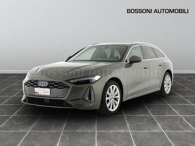 Usata Audi A5 Sportback Advanced 204 CV (150 kW) 2025 Grigio chronos metallizzato Utilitaria