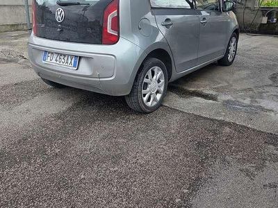 Usata VW up! Move 68 CV (50 kW) 2016 Utilitaria