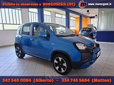 Usata Fiat Panda Cross Cross 69 CV (50 kW) 2023 Blu Utilitaria