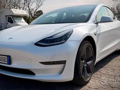 Usata Tesla Model 3 Long Range AWD 366 kW (498 CV) 2020 Bianco Berlina