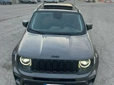 Usata Jeep Renegade Limited 150 CV (110 kW) 2019 Grigio SUV
