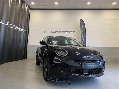 Nuova Fiat 600 Icon 110 CV (80 kW) 2025 Nero SUV