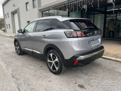 Usata Peugeot 3008 Allure 131 CV (96 kW) 2021 Grigio SUV