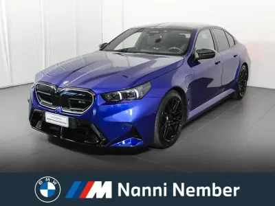 Usata BMW M5 Comfort Edition 727 CV (534 kW) 2024 Blu Berlina