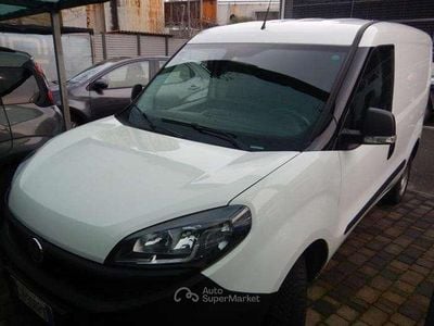 Begagnad Fiat Doblò Active 105 HK (77 kW) 2021 Vit Minibuss