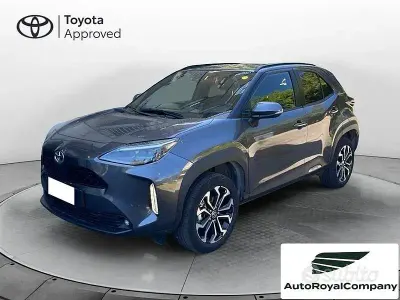 Usata Toyota Yaris Cross Trend 116 CV (85 kW) 2023 Grigio SUV