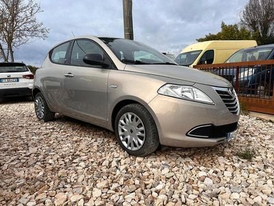Usata Lancia Ypsilon Silver 69 CV (50 kW) 2011 Grigio Utilitaria