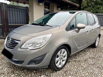 Usata Opel Meriva Cosmo 101 CV (74 kW) 2010 Grigio Monovolume