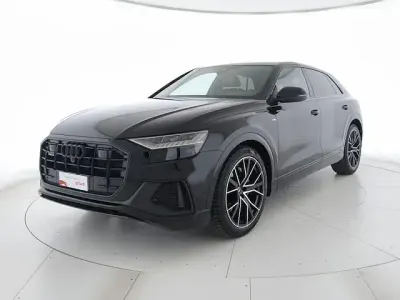 Usata Audi Q8 Sport 286 CV (210 kW) 2022 Nero mito metallizzato SUV