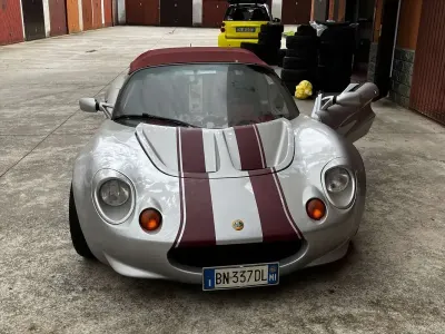 Usata Lotus Elise 121 CV (88 kW) 2000 Argento Cabrio