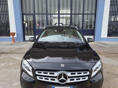 Mercedes GLA220
