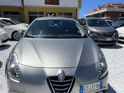 Usata Alfa Romeo Giulietta Distinctive 120 CV (88 kW) 2014 Other Utilitaria