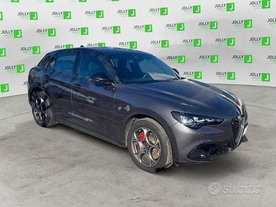 Usata Alfa Romeo Stelvio Business 160 CV (117 kW) 2025 Grigio SUV