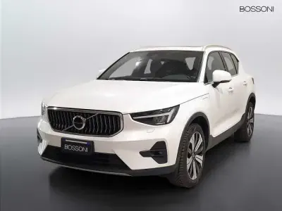Usata Volvo XC40 192 CV (141 kW) 2023 Bianco SUV