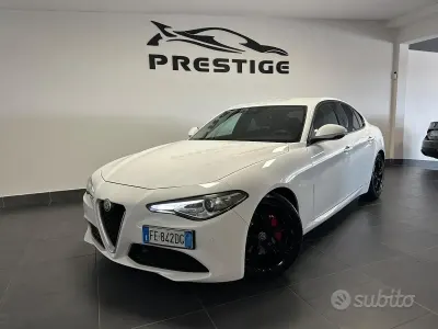 Occasion Alfa Romeo Giulia Super 180 ch (132 kW) 2016 Blanc Berline