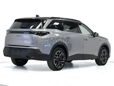 Nuova Peugeot 5008 GTi 136 CV (100 kW) 2026 Grigio SUV