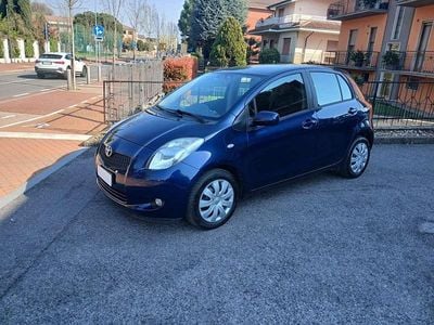 Usata Toyota Yaris Sol 87 CV (63 kW) 2008 Blu/azzurro Utilitaria