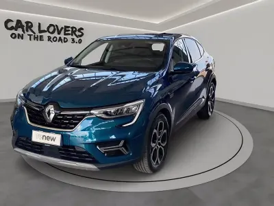 Usata Renault Arkana Techno 143 CV (105 kW) 2023 Rrf blu zanzibar SUV