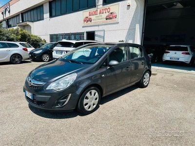 Grigio Usata 2012 Opel Corsa Berlina | 5000 € (Buon prezzo)
