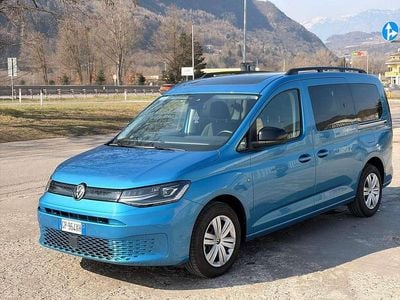 Usata VW Caddy Maxi 114 CV (83 kW) 2024 Blu/azzurro Monovolume