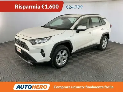 Usata Toyota RAV4 Hybrid Active 178 CV (130 kW) 2021 Bianco SUV