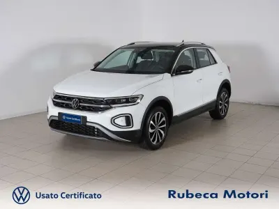 Usata VW T-Roc Style 110 CV (80 kW) 2023 Bianco SUV