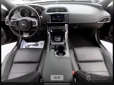 Usata Jaguar XE R-Sport 179 CV (131 kW) 2018 Nero Berlina