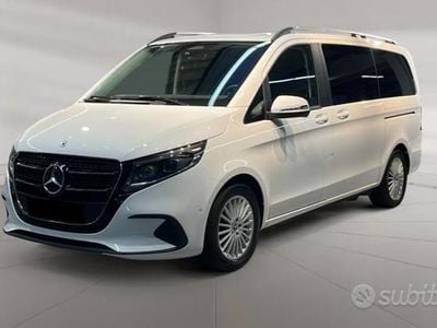 Usata Mercedes V220 Avantgarde 163 CV (119 kW) 2024 Bianco Monovolume