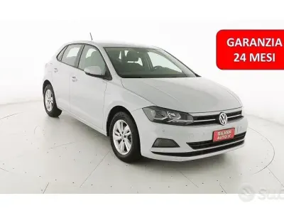 Usata VW Polo Comfortline 80 CV (58 kW) 2019 Grigio chiaro metallizzato Utilitaria