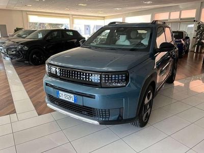 Nuova Fiat Grande Panda La Prima 110 CV (80 kW) 2025 Blu Utilitaria