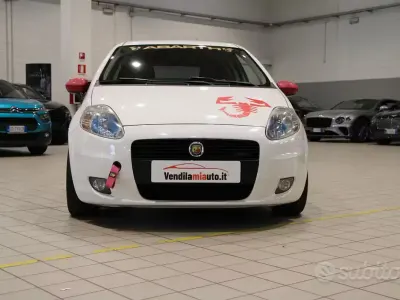 Usata Fiat Grande Punto Abarth 120 CV (88 kW) 2009 Bianco Utilitaria