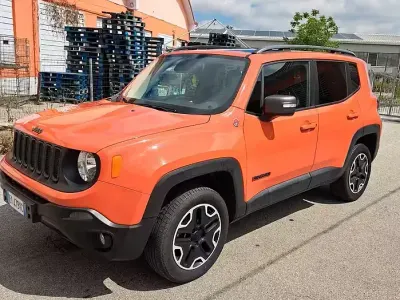 Gebraucht Jeep Renegade Trailhawk 170 PS (125 kW) 2015 Orange SUV