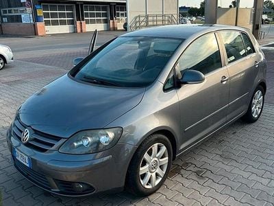 Usata VW Golf IV 105 CV (77 kW) 2005 Grigio Berlina