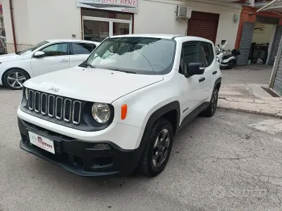 Occasion Jeep Renegade Sport 95 ch (69 kW) 2017 Blanc SUV