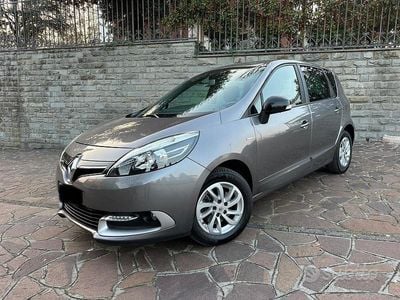 Usata Renault Scénic III LIMITED 110 CV (80 kW) 2014 Grigio Monovolume