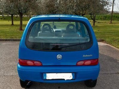 usata Fiat 600 anno 2004 con clima /Airbag / 94000 km