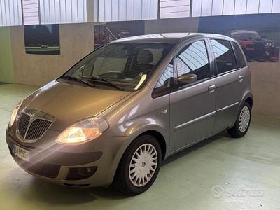 Usata Lancia Musa 69 CV (50 kW) 2007 Giallo Monovolume