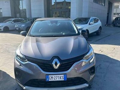 Usata Renault Captur Equilibre 91 CV (66 kW) 2022 Grigio SUV