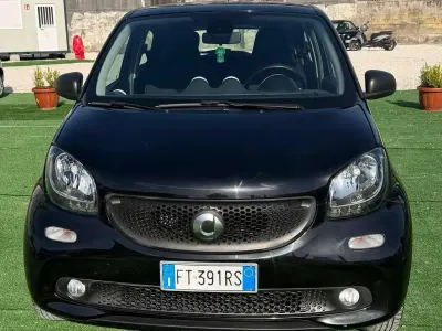 Usata Smart ForFour Passion 71 CV (52 kW) 2019 Nero Utilitaria