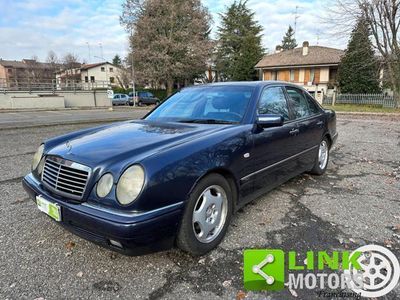 Mercedes E200