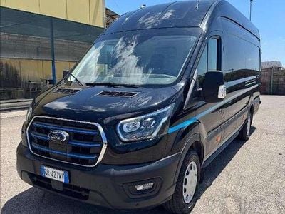 Usata Ford Transit Trend 85 kW (116 CV) 2023 Nero metallizzato Monovolume