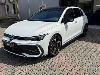 Nuova VW Golf VIII GTI 265 CV (194 kW) 2026 Pure white Berlina